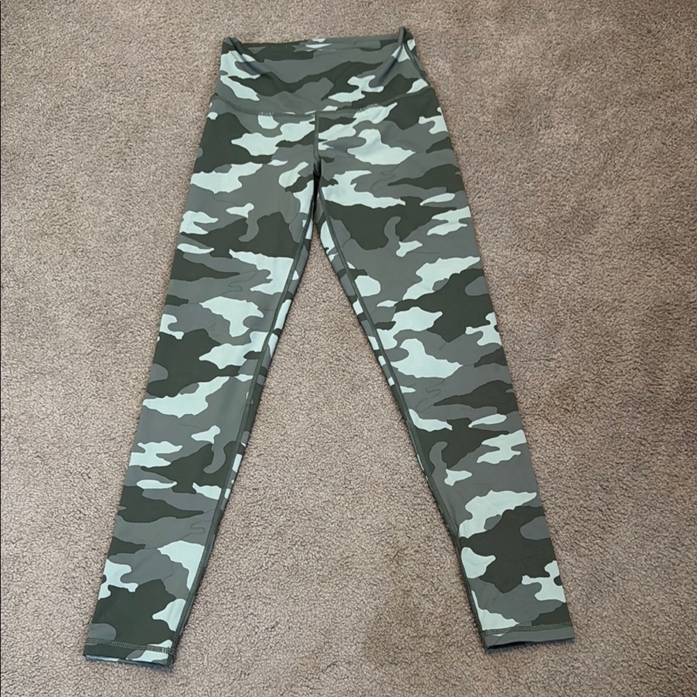 Aerie Green Camouflage Leggings High-Waisted Stretch